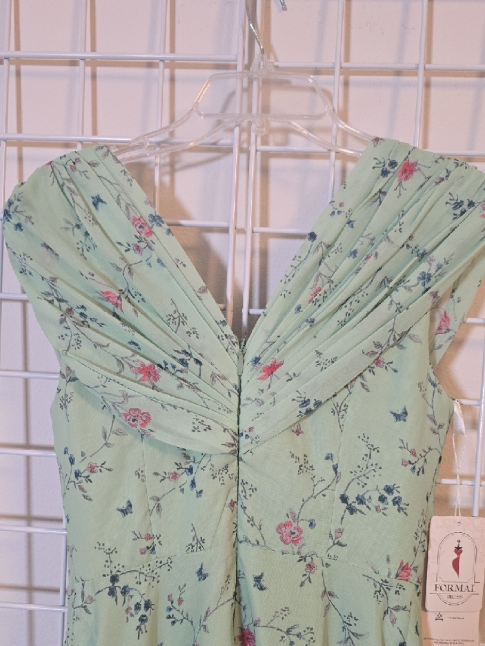 Formal Dress NWT Mint Green Floral High-Low Chiffon Dress Beaded Waist Size 8 - Picture 10 of 16